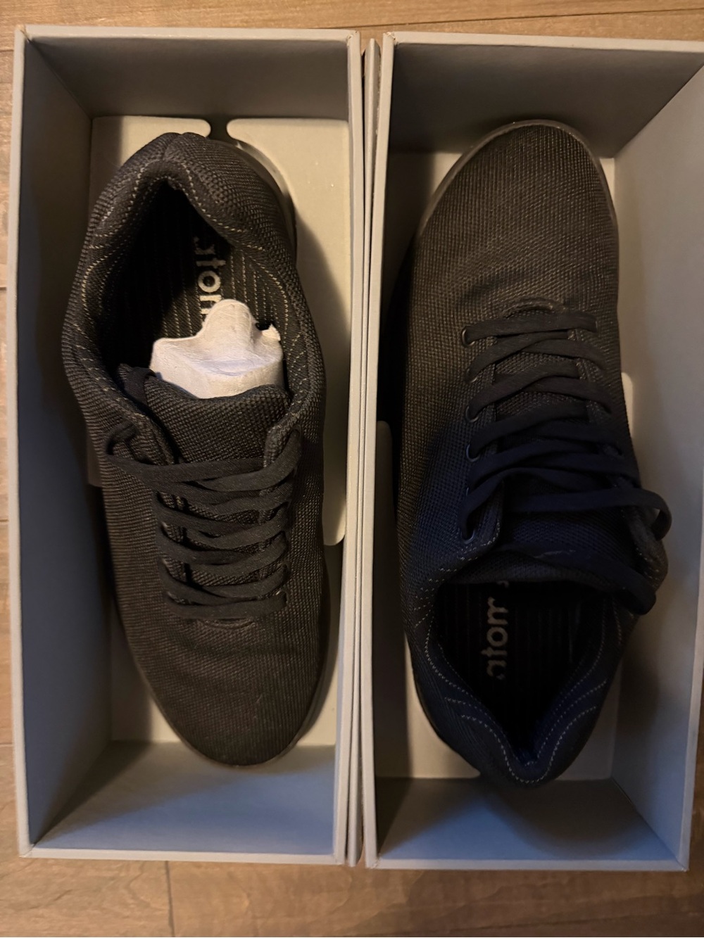 Atoms-Men's Casual Lace-Up Sneakers in Dark Gray